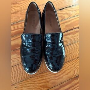 Vionic black Leather Shoes
